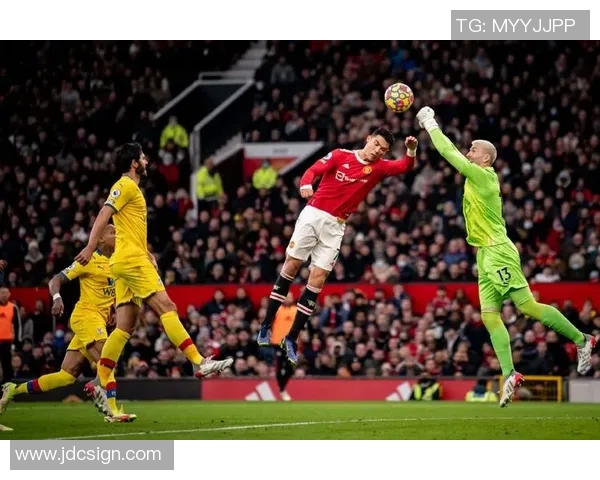 镜头回顾：曼联这一幕令人泪目