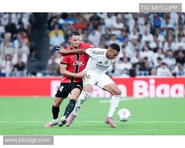 数据揭示：欧冠本赛季表现起伏不定