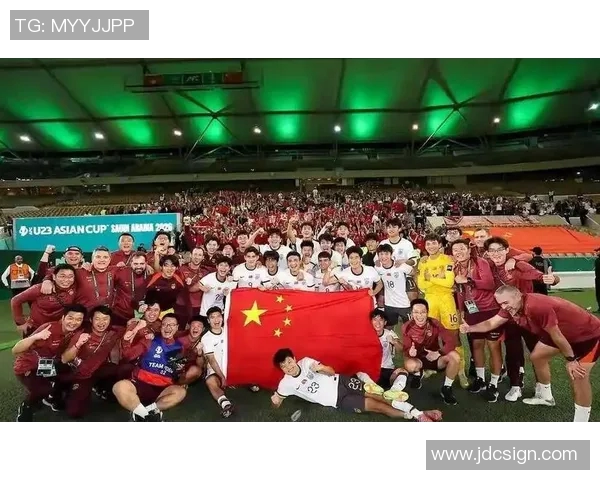 年轻球员留洋遭遇挑战坚持不懈展现拼搏精神成功逆袭 年轻球员留洋遭遇挑战坚持不懈展现拼搏精神成功逆袭